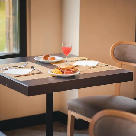 Western Mirage Fiera Hotel 4*