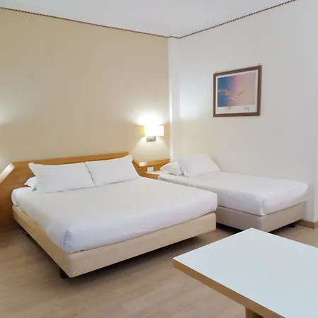 Hotel Western Mirage Fiera 4*